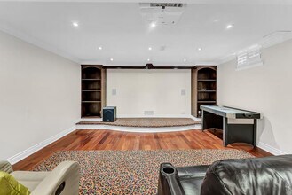 5 Highvalley Cir in Brampton, ON - Building Photo - Building Photo