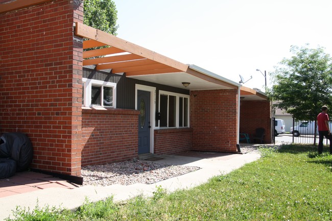 Edgewater Flats in Wheat Ridge, CO - Foto de edificio - Building Photo