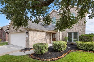 24802 Lazy Tee Ln in Tomball, TX - Building Photo - Building Photo