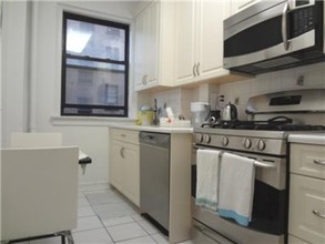 140 W 86th St in New York, NY - Building Photo - Interior Photo