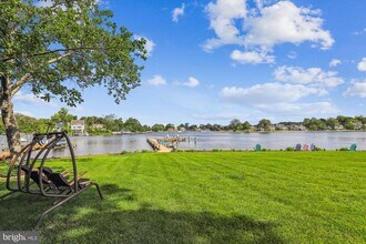 404 Fairlea Dr in Edgewater, MD - Building Photo - Building Photo