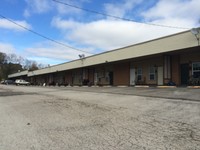 200 S Vine St in Somerset, KY - Foto de edificio - Building Photo