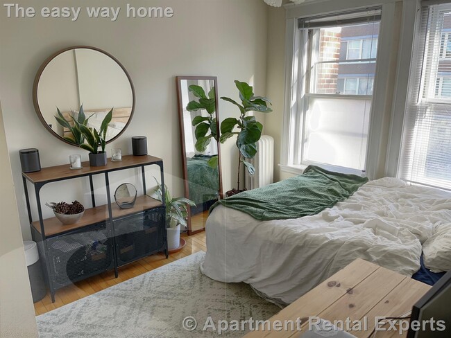 331 Harvard St, Unit #14 in Cambridge, MA - Foto de edificio - Building Photo