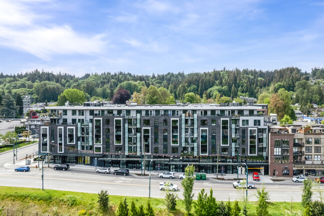 Platform in Port Moody, BC - Building Photo - Building Photo