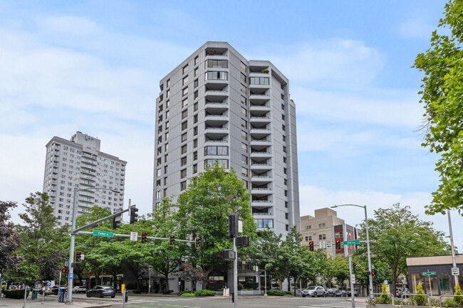 property at 2621 2nd Ave