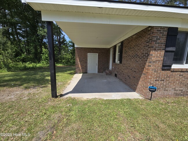 5968 Acorn Rd in Grifton, NC - Building Photo - Building Photo