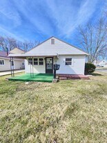 478 Wesley Ave in Elyria, OH - Building Photo