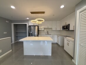 4030 Hoku Ave in Honolulu, HI - Building Photo - Building Photo