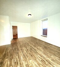 712 N Market St, Unit SUITE in Marion, IL - Building Photo - Building Photo