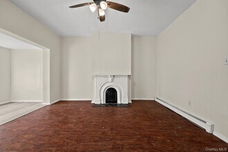 11 Lafayette Pl in Yonkers, NY - Foto de edificio - Building Photo