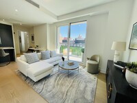 301 E 61st St, Unit 601 in New York, NY - Building Photo - Building Photo