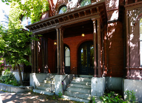 John W. Munger Block Apartments