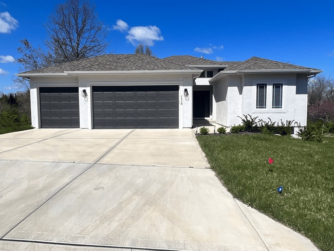 property at 1518 SW Heartwood Dr