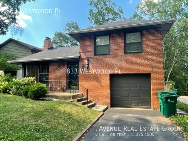 property at 833 Westwood Pl