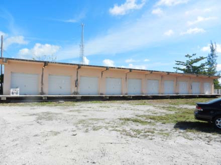 1733 Overseas Hwy in Marathon, FL - Foto de edificio - Building Photo