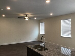 2337 Surry Way in Eagle Mountain, UT - Building Photo - Building Photo