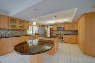 7460 SW 109th Terrace in Pinecrest, FL - Building Photo - Building Photo