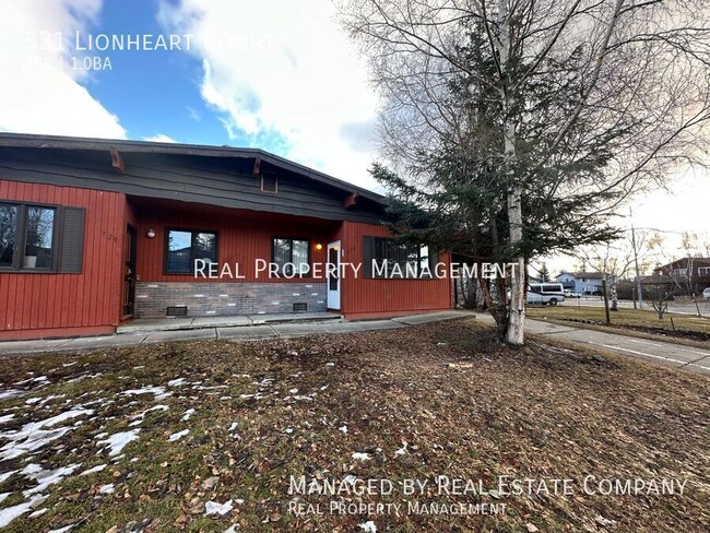 331 Lionheart Ct in Anchorage, AK - Building Photo - Building Photo