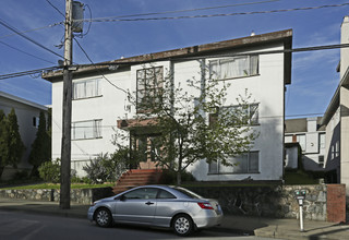 Rose Manor in New Westminster, BC - Building Photo - Building Photo