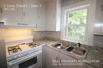 3 Cass St in Exeter, NH - Building Photo - Building Photo