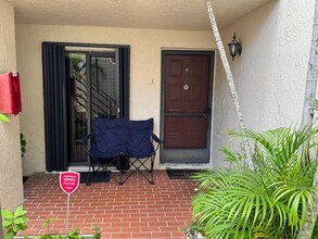 20210 NE 3rd Ct in Miami, FL - Building Photo - Building Photo