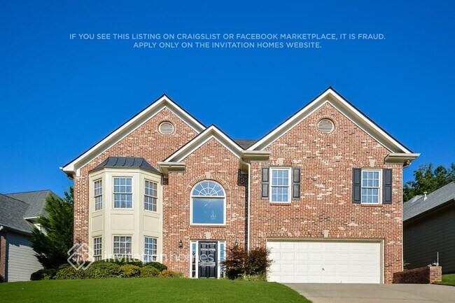 property at 734 Laurel W Ct