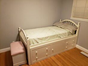 36 Barrie Dr in Pittsburg, CA - Building Photo - Building Photo