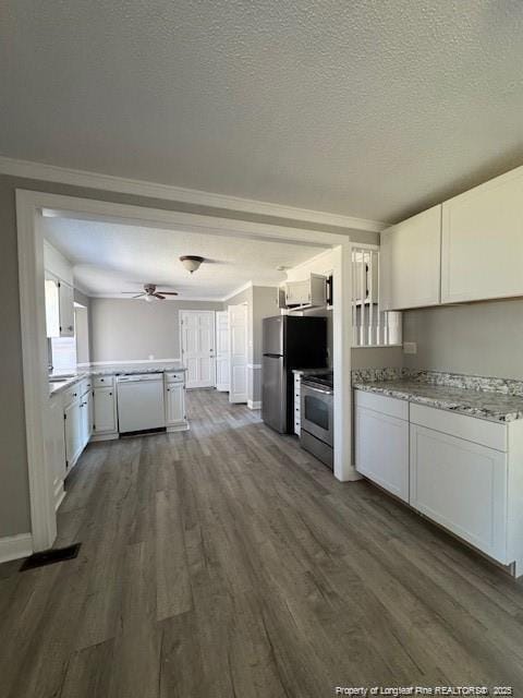 5904 Lake Terrace Ct in Fayetteville, NC - Building Photo - Building Photo