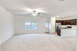 7706 Poppy Petal Dr in Austin, TX - Building Photo - Building Photo