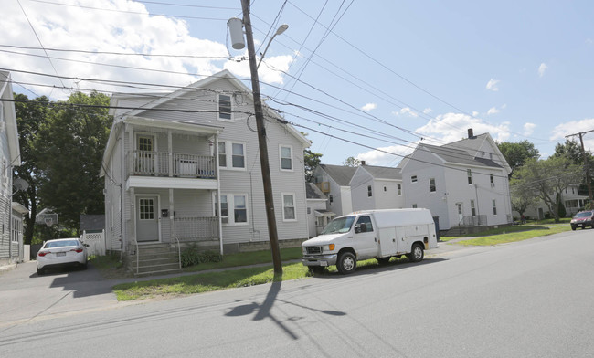 25 Lawrence St in Framingham, MA - Building Photo - Building Photo