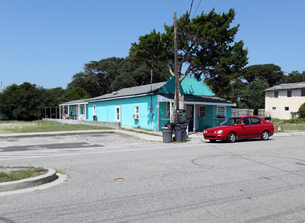 Sand Castle Apartments in North Myrtle Beach, SC - Building Photo