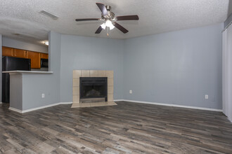 Radford Place Apartments in Irving, TX - Building Photo - Interior Photo