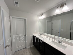 1615 Singing Bird Trl in Wake Forest, NC - Building Photo - Building Photo