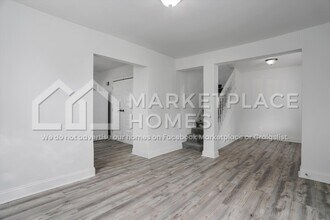 11051 Dodge Ave in Warren, MI - Building Photo - Building Photo