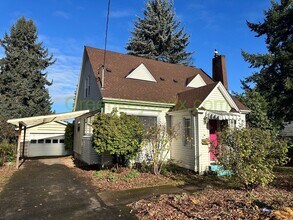 5815 NE Wygant St in Portland, OR - Building Photo - Building Photo