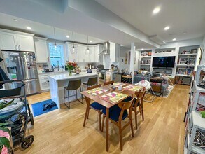 3231 Washington St in Boston, MA - Building Photo - Building Photo