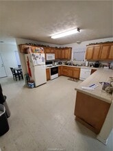 827 Pasler St in College Station, TX - Building Photo - Building Photo