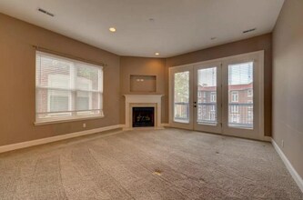 6416 Cates Ave in University City, MO - Building Photo - Building Photo