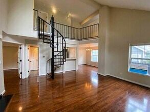 6701 S Ivy Way in Centennial, CO - Building Photo - Building Photo