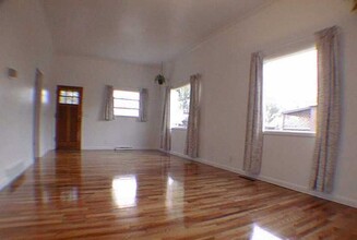 570 N 4th St in Laramie, WY - Building Photo - Building Photo