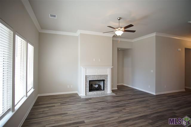 2195 Ridgefield Ave in Zachary, LA - Building Photo