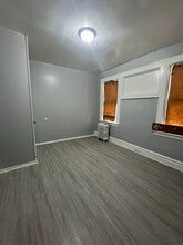460 Grove St in Irvington, NJ - Building Photo - Building Photo