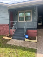 2421 N Prospect Ave in Oklahoma City, OK - Foto de edificio - Building Photo