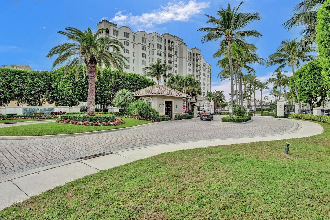 3606 S Ocean Blvd in Highland Beach, FL - Building Photo