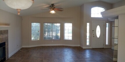 7816 Grand Ave in Yucca Valley, CA - Building Photo - Building Photo