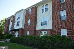 11235 Torrie Way in Bealeton, VA - Building Photo