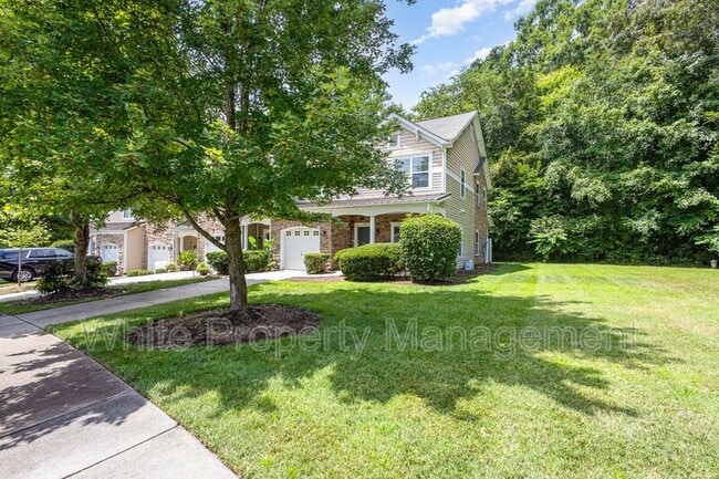 5517 Tipperlinn Way in Charlotte, NC - Foto de edificio - Building Photo