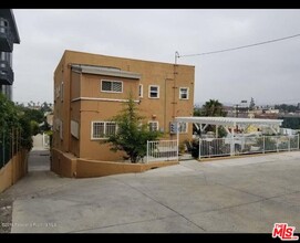 110 S Virgil Ave in Los Angeles, CA - Building Photo - Building Photo