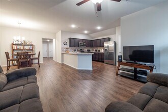 5519 Peralta Mills Way in Park Row, TX - Building Photo - Building Photo