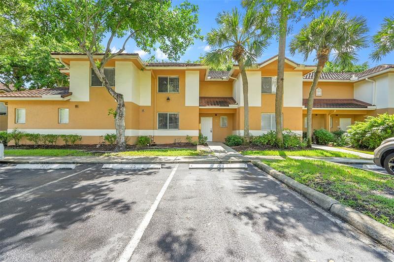796 NW 91st Terrace in Plantation, FL - Building Photo